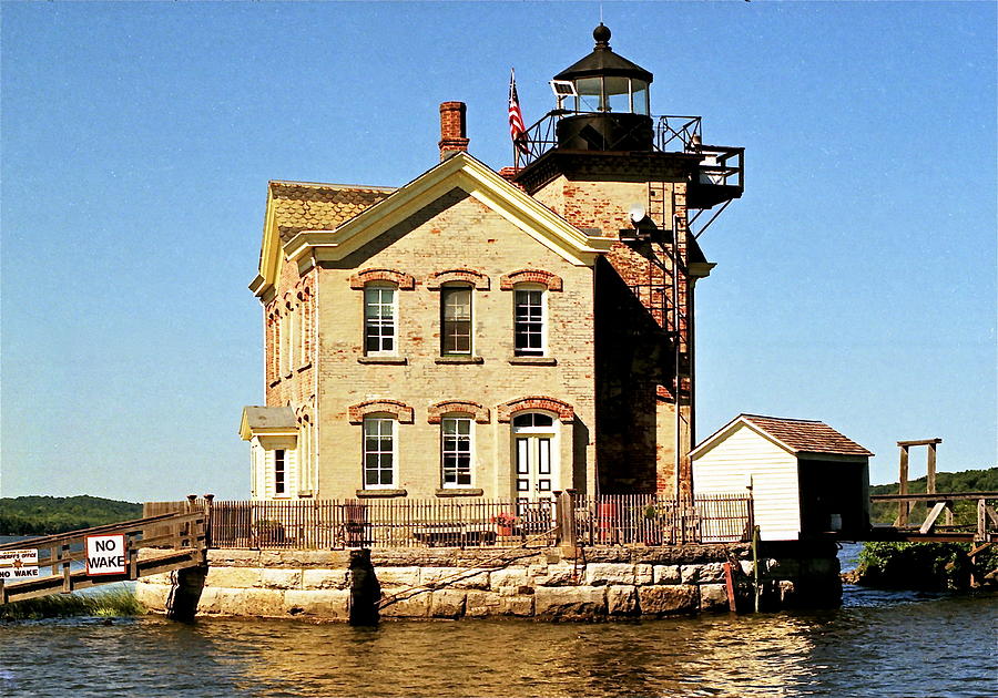 Old Saugerties Lighthouse Photograph by Ira Shander