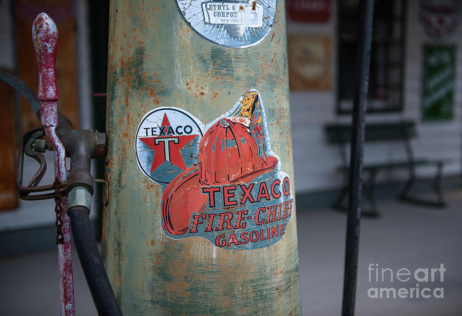 Old Time Gas Station Pump Photograph by Dale Powell
