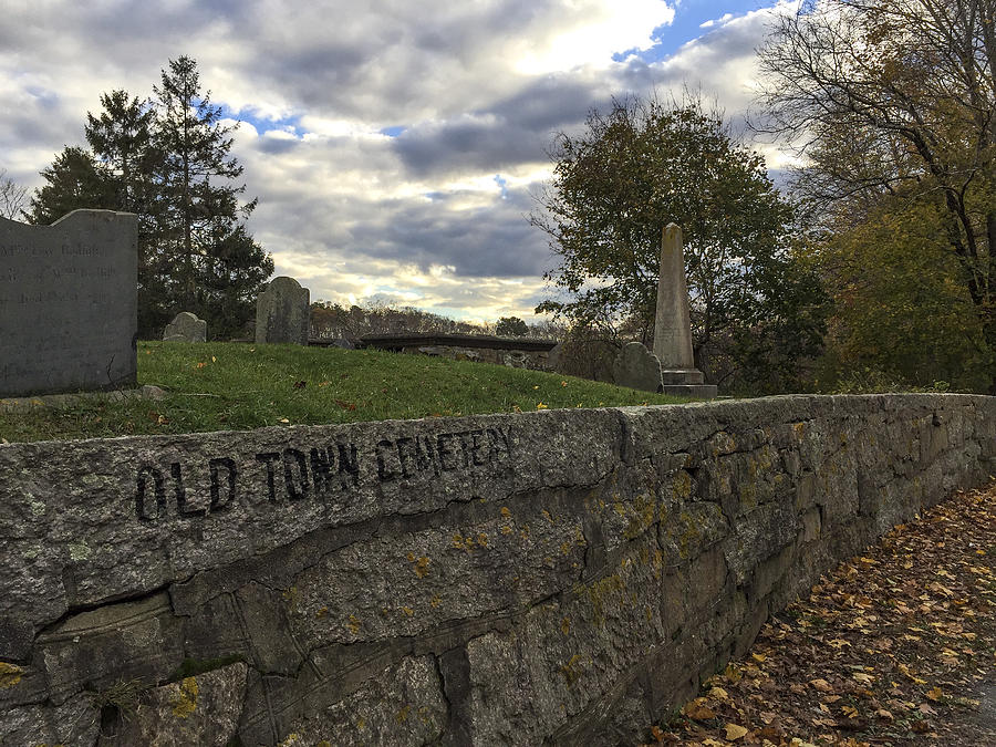 Old Town Cemetery Photograph by Frank Winters