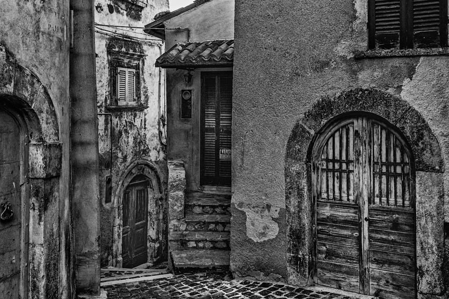 Old town italy Photograph by Elmer Jensen