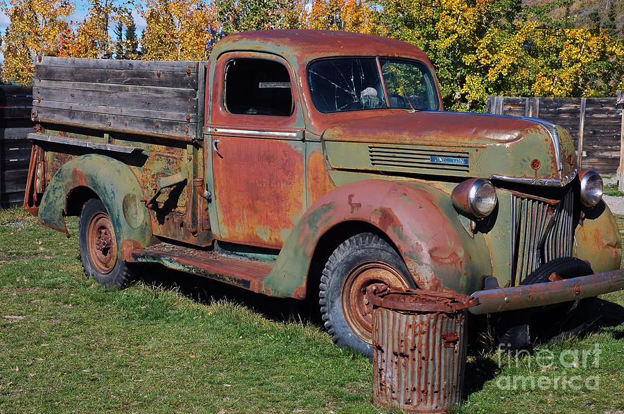 Old Truck Photograph by Cindy Murphy - NightVisions 