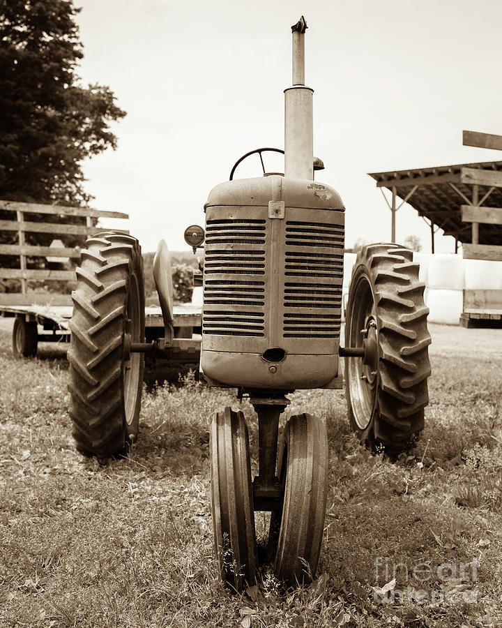 Old Vintage Tractor Cornish New Hampshire Photograph by Edward Fielding
