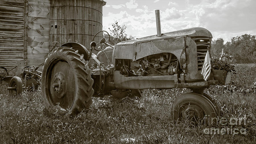 Old Vintage Tractor Hopkinton New Hampshire Photograph by Edward Fielding