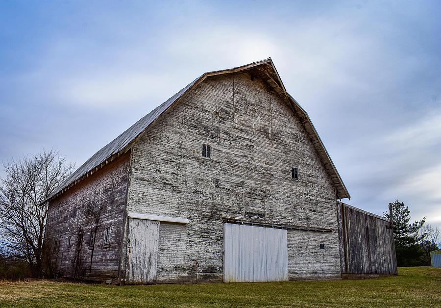 Old White Barn Photograph by Sarah Blake - Fine Art America