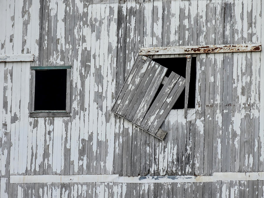 Old White Barn Windows Photograph by Cynthia Woods