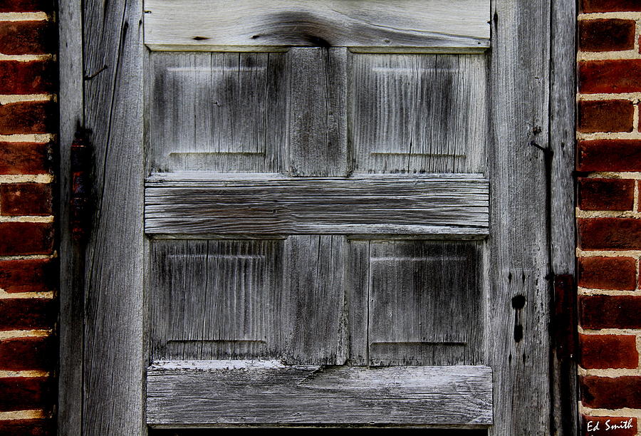 Old Wood Door Photograph by Edward Smith