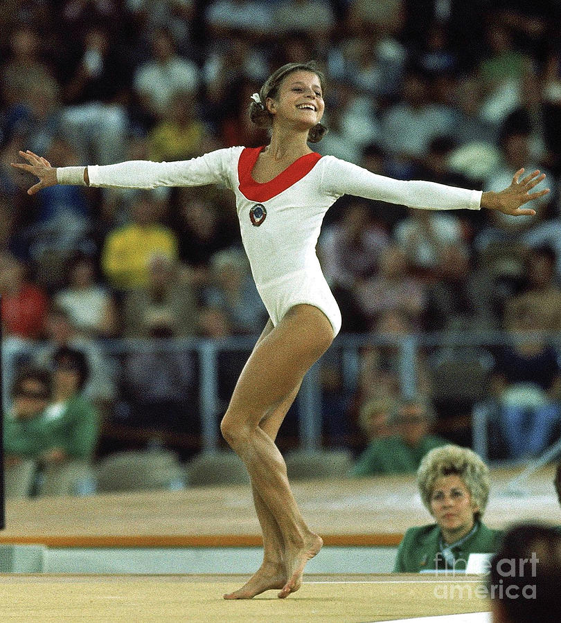 olga-korbut-1972-olympic-games-thomas-pollart.jpg