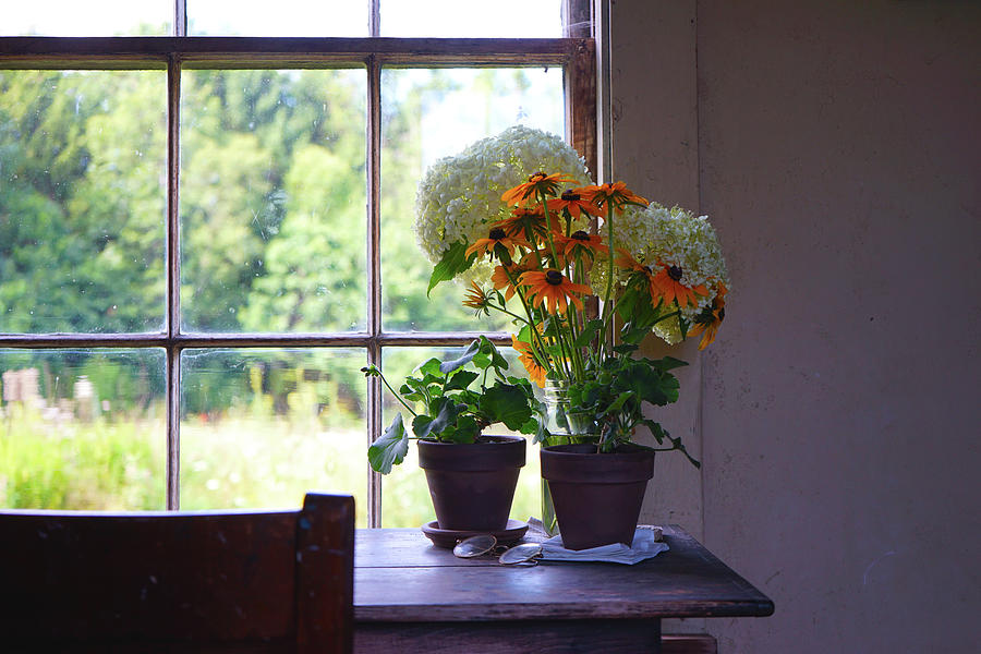 Olson House Flowers on Table Photograph by Paul Gaj