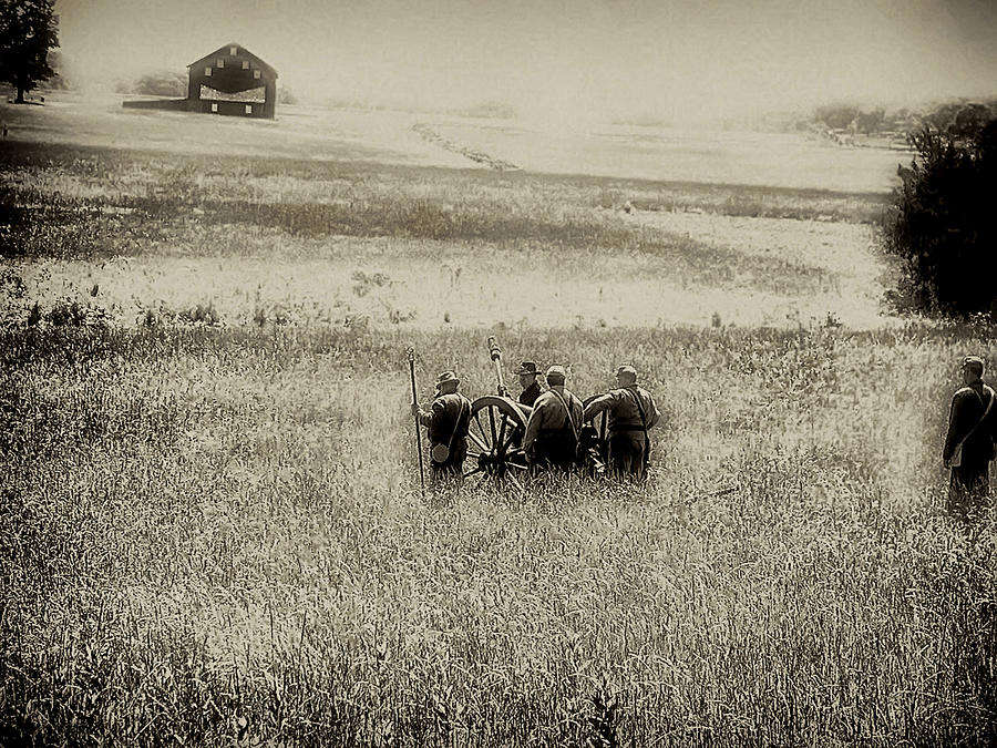 Gettysburg National Park Photograph - On the Battlefield - Gettysburg by Bill Cannon