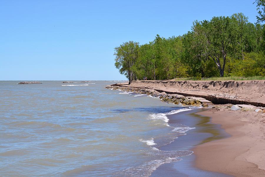 On The Lake Erie Shore Photograph by Shelley Smith | Fine Art America