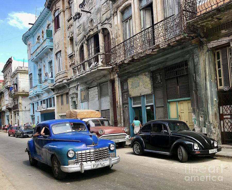 On the Streets of Havana Photograph by Beth Saffer