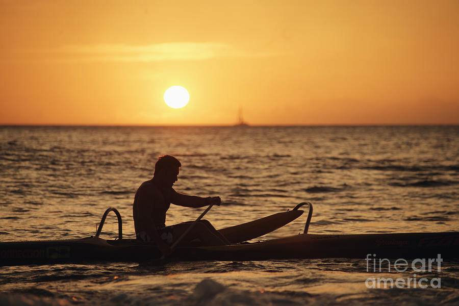 One Man Canoe Photograph by Sri Maiava Rusden - Printscapes
