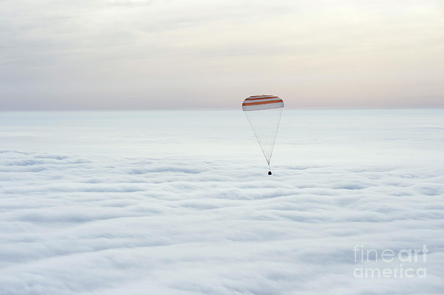 One-year Crew Returns To Earth Photograph by Science Source
