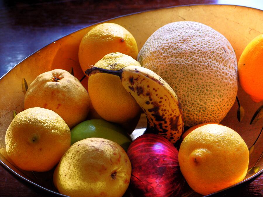 Ordinary Fruit Bowl Photograph by Lawrence Christopher