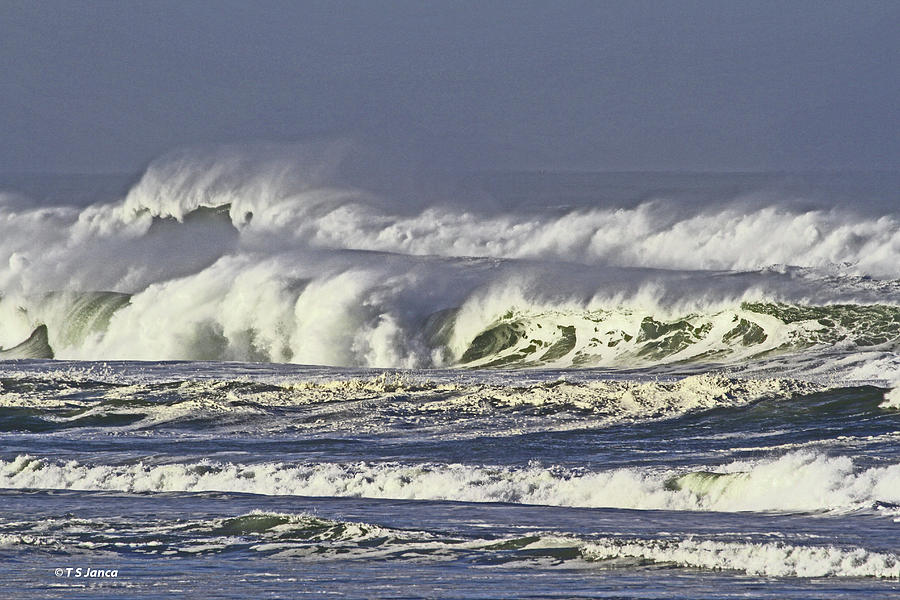 Oregon Coast Waves On A Windy Morning Digital Art by Tom Janca