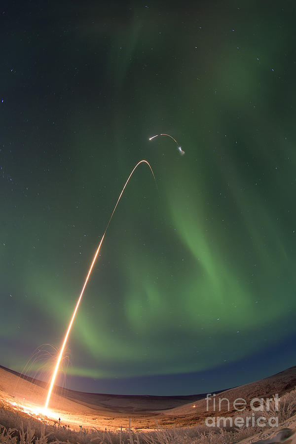 Oriole Iv Sounding Rocket Launch Photograph by Science Source