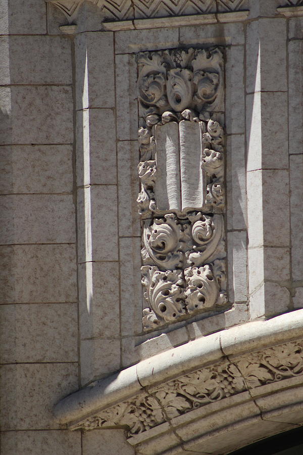 Ornate Trim on White Building Chicago Photograph by Colleen Cornelius