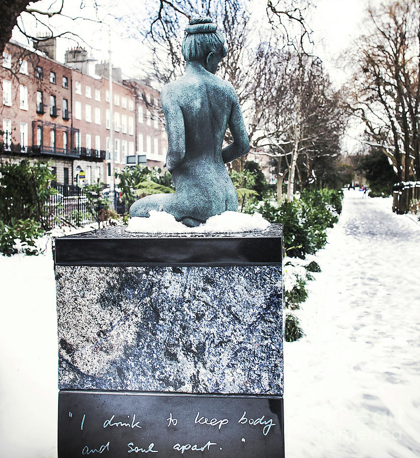 Winter Photograph - Oscar Wildes Wife Statue And Quote 2b by Alex Art
