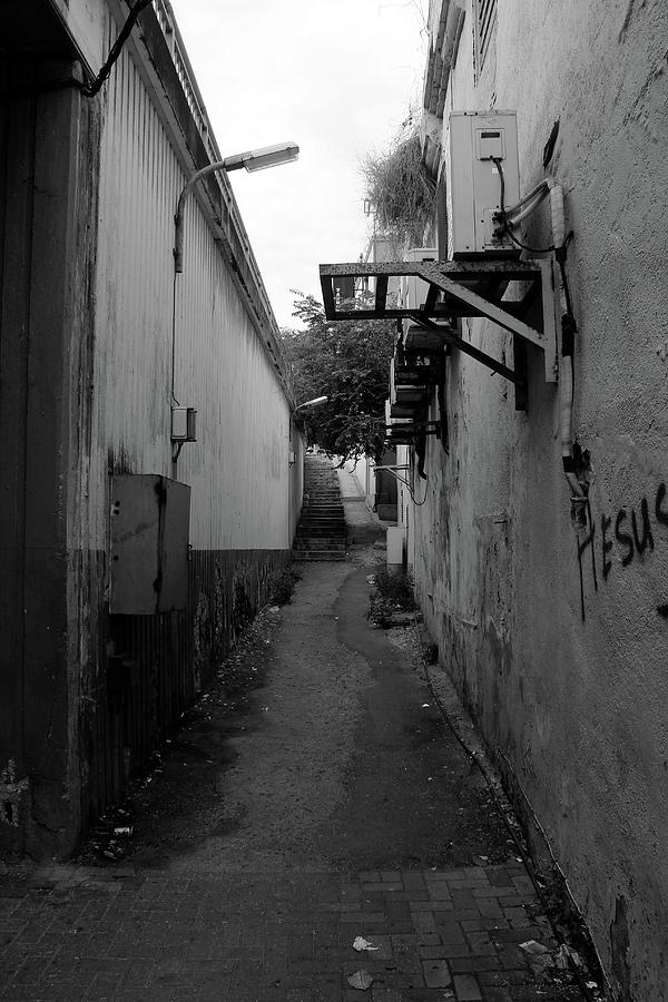 Otrobanda Alley Photograph by Robert Wilder Jr