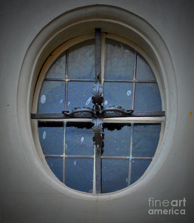 Wittenberg Photograph - Oval Window of Wittenberg by Jost Houk