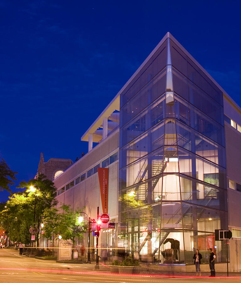 Overture Center on State Street in Madison Wisconsin Photograph by ...