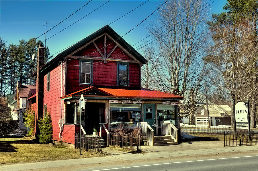 Ozzies Coffee Bar in Old Forge NY Photograph by David Patterson