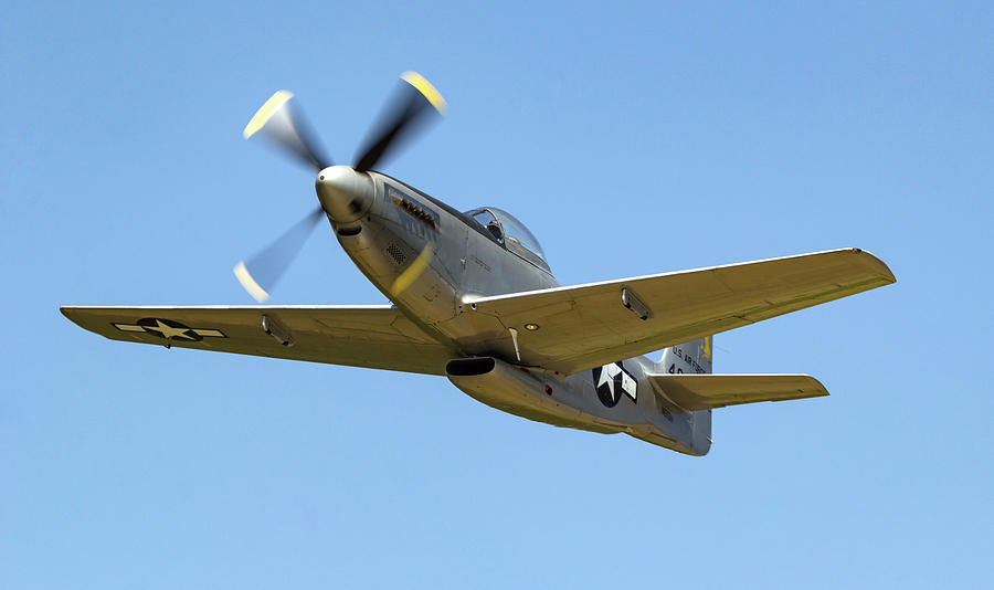 P-51H Mustang in Flight Photograph by Rick Pisio