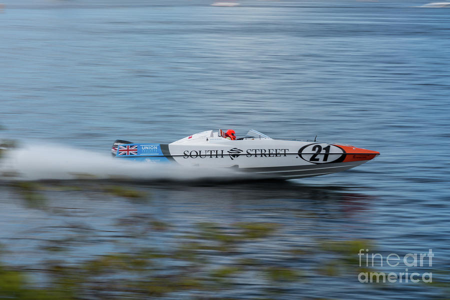 P1 Powerboats 1 Photograph by Steve Purnell