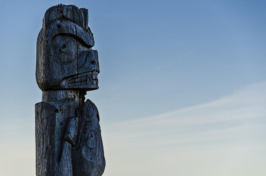 Pacific Northwest Totem Pole Photograph by Pelo Blanco Photo