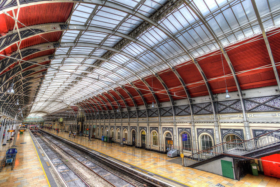 Paddington Station Photograph by David Pyatt