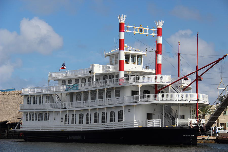 Paddlewheel Photograph by Gregory Gendusa - Fine Art America