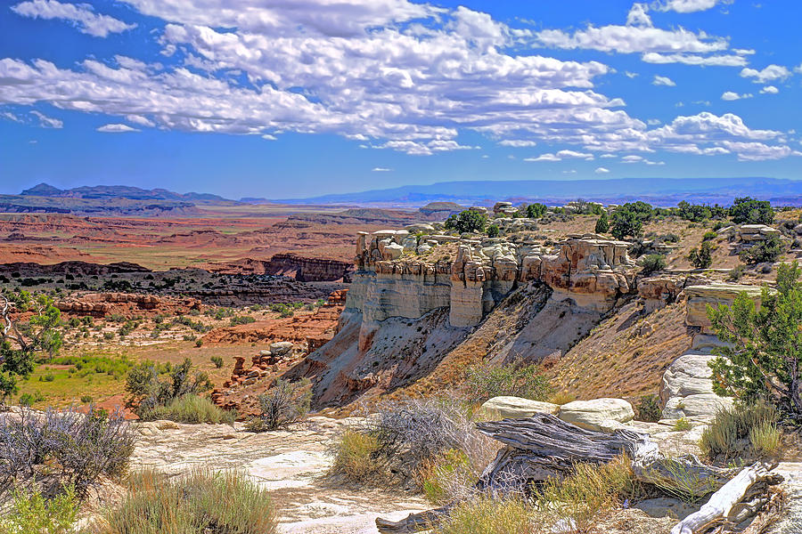 Painted Desert of Utah Photograph by Peter Kennett