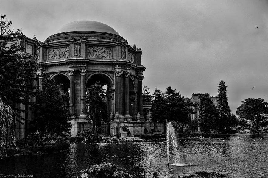 San Francisco Photograph - Palace of Fine Arts BW by Tommy Anderson