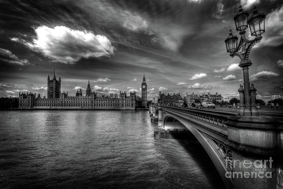 Palace Of Westminster Photograph by Yhun Suarez