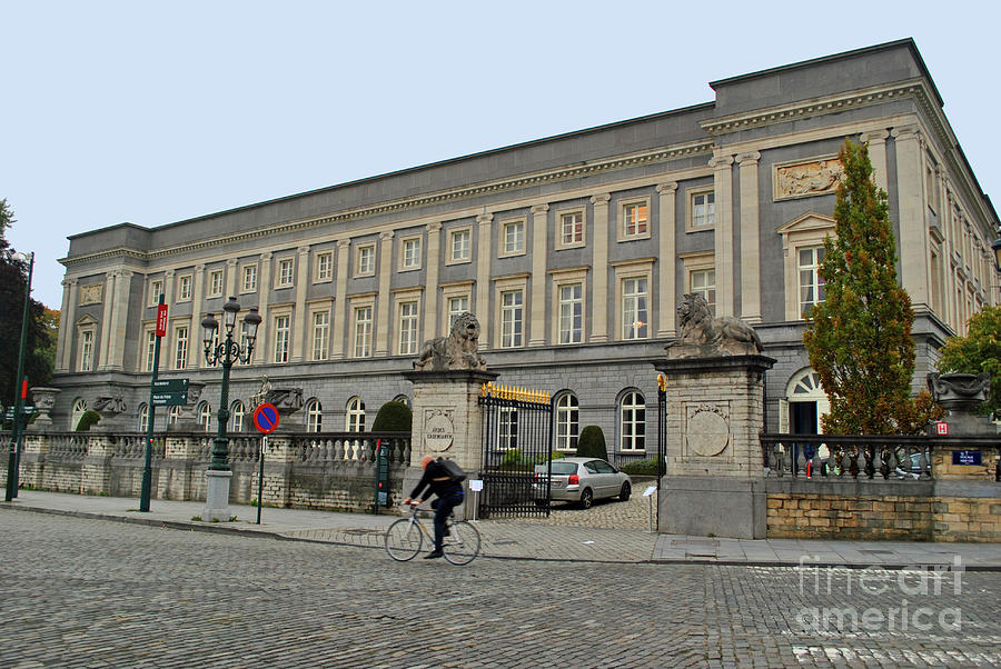 Palais Des Academies Photograph
