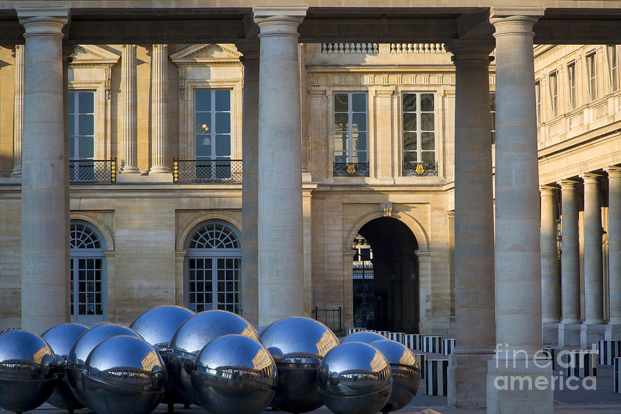 Palais Royal Morning Sculpture Photograph by Brian Jannsen