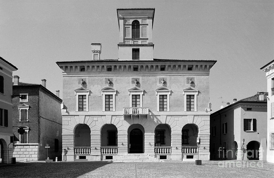Palazzo Ducale Sabbioneta Photograph by Riccardo Mottola
