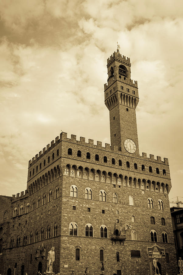 Palazzo Vecchio in Florence, Italy Photograph by Paolo Modena