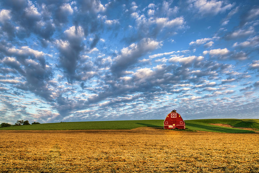 Palouse Country Barn with Dramatic Cloudscape Photograph by John Trax