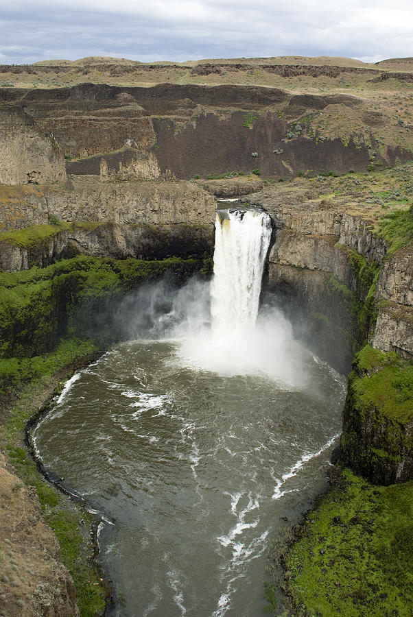 Palouse Falls State Park Photograph by Louise Magno