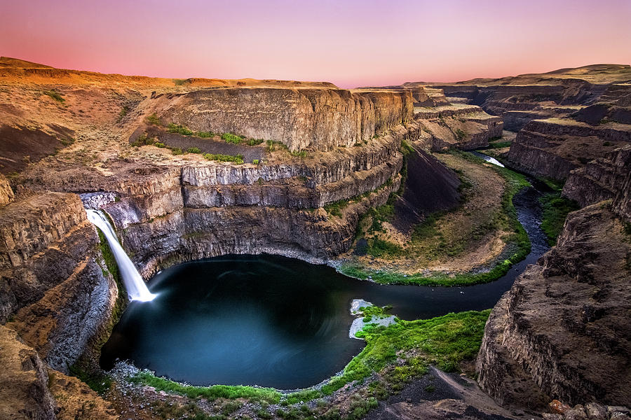 Palouse Falls Sunset Photograph by Russell Wells