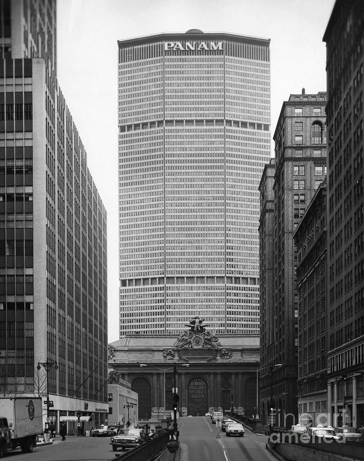Pan Am Building Photograph by Granger