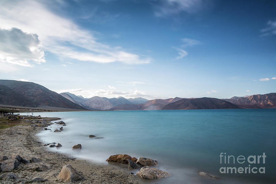 Pangong lake in Ladakh Photograph by Didier Marti