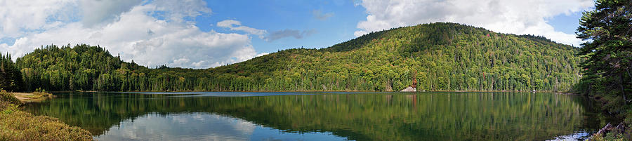 Panoramic Landscape of Lac Lauzon at Mont-Tremblant Naional Park ...