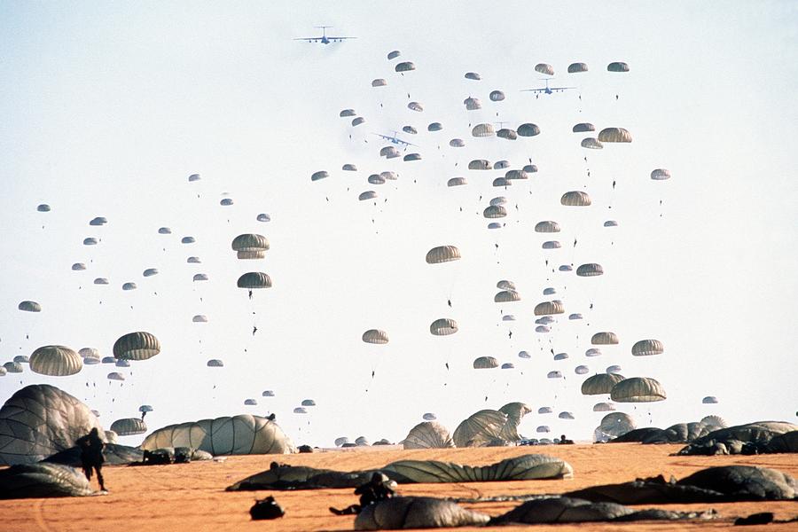 Paratroopers From The 82nd Airborne Photograph by Everett