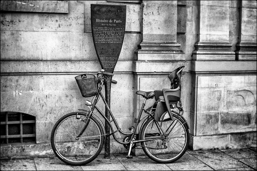 Paris Photograph - Paris Bicycle by Lazh Lo