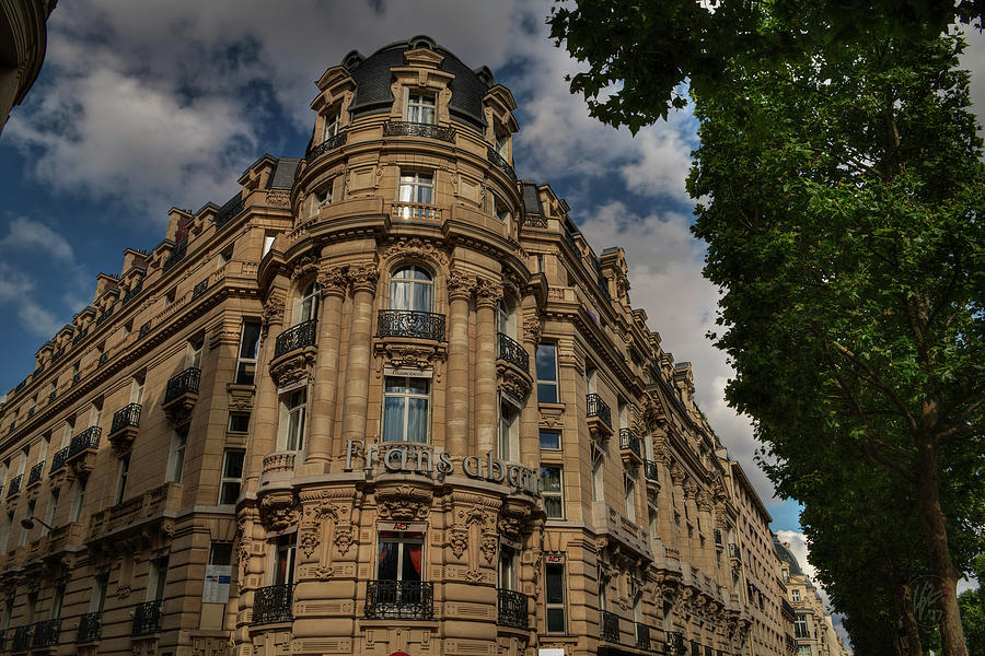 Paris - Champs Elysees 001 Photograph by Lance Vaughn