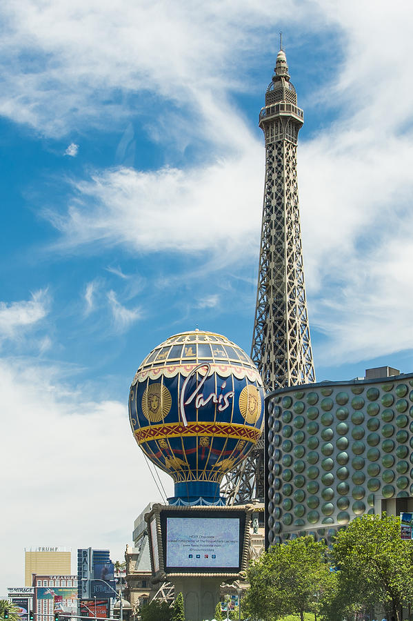 Caesars Palace - Las Vegas Photograph by Jon Berghoff - Fine Art America