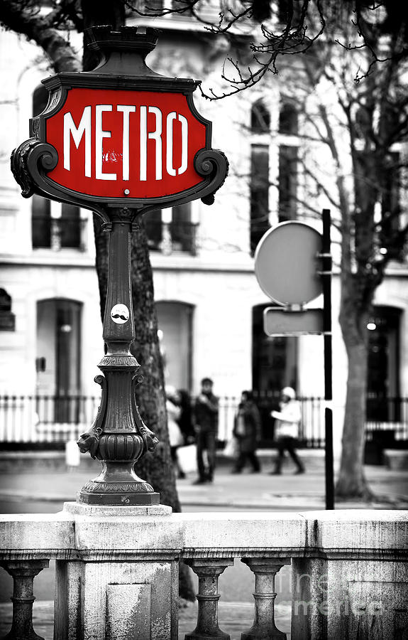 Paris Metro on Avenue Montaigne Photograph by John Rizzuto