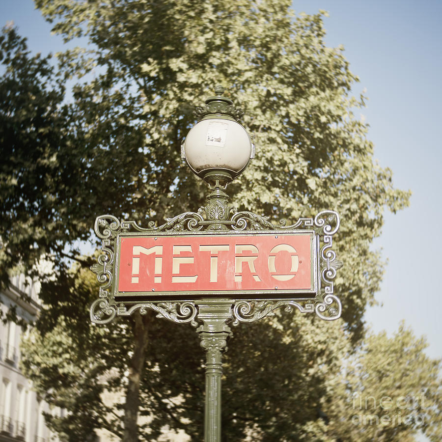 Paris Photograph - Paris metro sign 1 by Ivy Ho